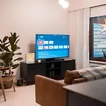 Warm Nordic Townhouse With Sauna & Forest Views Rovaniemi