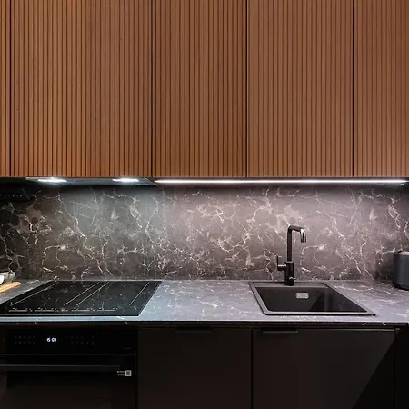 Nyaraló Warm Nordic Townhouse With Sauna & Forest Views Rovaniemi