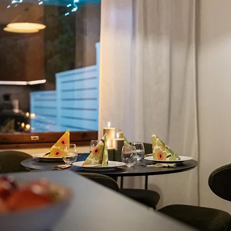 Дом отдыха Warm Nordic Townhouse With Sauna & Forest Views Рованиеми