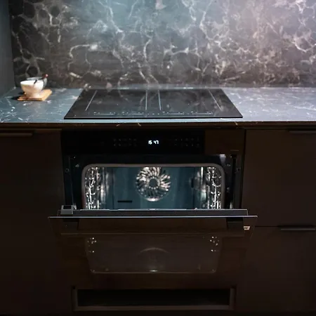 Warm Nordic Townhouse With Sauna & Forest Views Дом отдыха