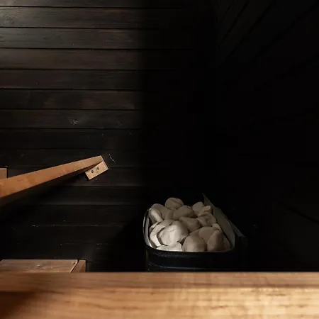 Warm Nordic Townhouse With Sauna & Forest Views Prázdninový dům Rovaniemi