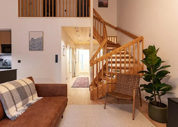 Σπίτι διακοπών Warm Nordic Townhouse With Sauna & Forest Views *