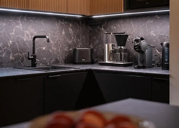 Warm Nordic Townhouse With Sauna & Forest Views Σπίτι διακοπών