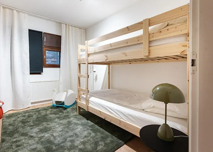 Warm Nordic Townhouse With Sauna & Forest Views Nyaraló Rovaniemi