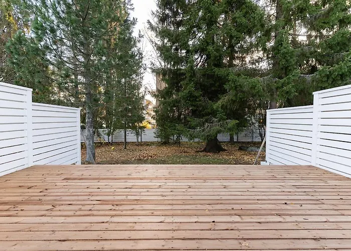 Warm Nordic Townhouse With Sauna & Forest Views * Ροβανιέμι